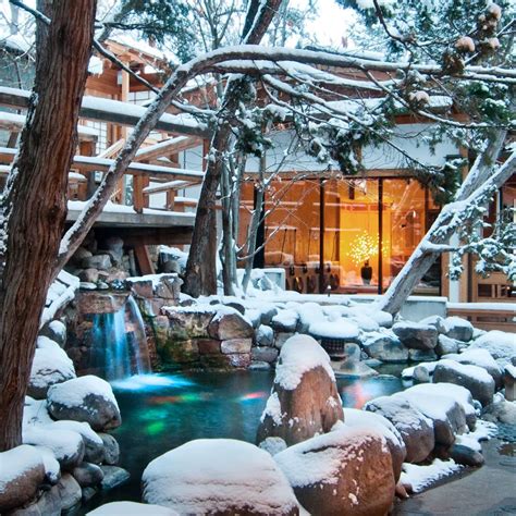 Ten thousand waves hotel - A relaxing, peaceful atmosphere envelopes Ten Thousand Waves, as it is situated in a secluded mountainside forest outside of Santa Fe. Nature is always close at hand, with towering trees surrounding the Japanese-style "onsen" spa and 12 guest rooms. Ten Thousand Waves isn’t your typical spa hotel with a quiet, solemn …